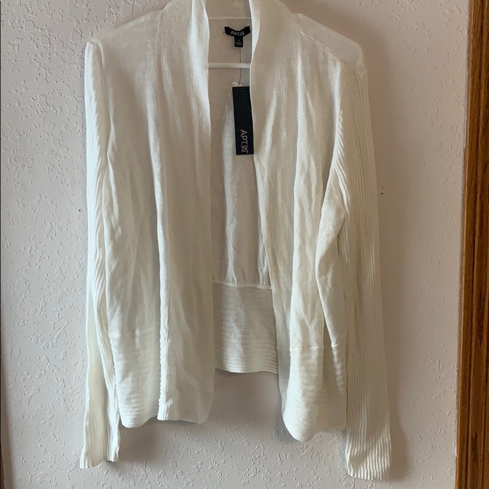 5/$20 Apt 9 white cardigan